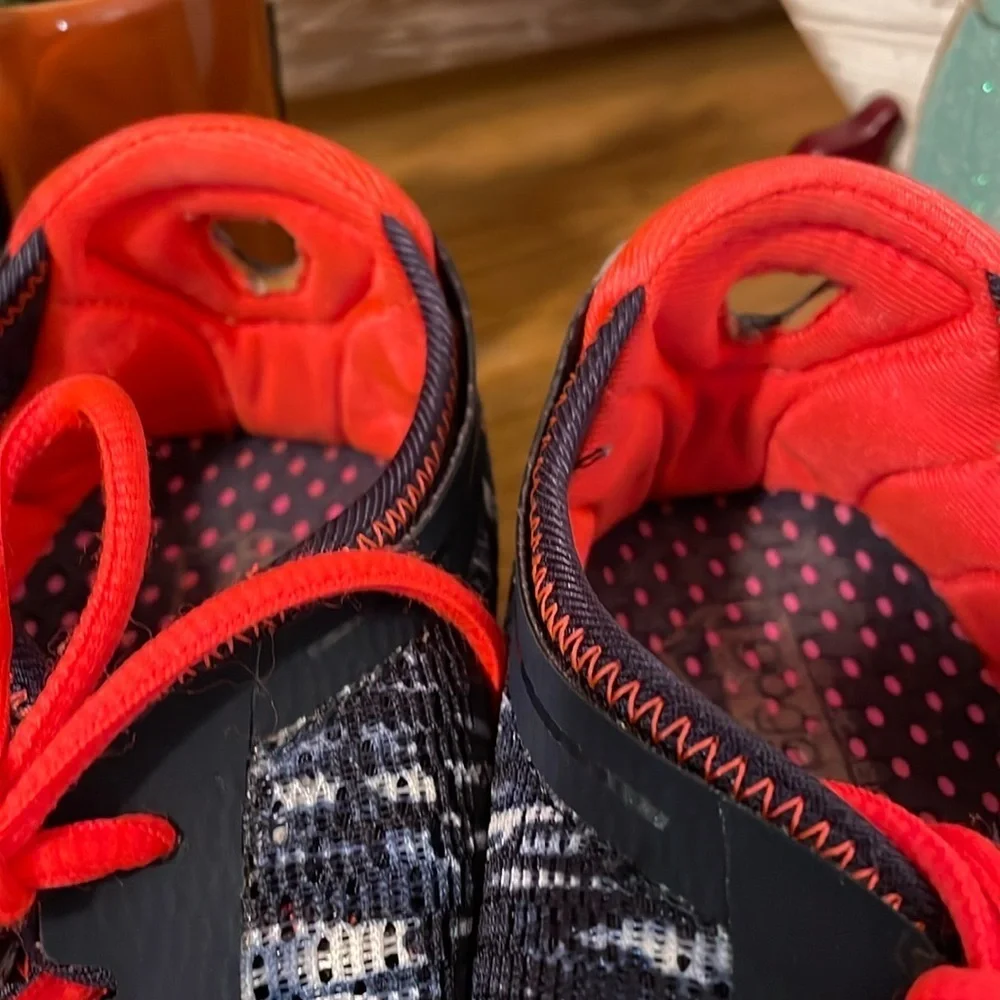 🐜🐜🐜BOGOHO 🐜🐜🐜Skechers Athletic Tennis Shoes